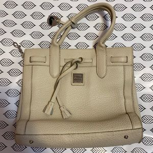 Dooney & Bourke bag! Great condition!